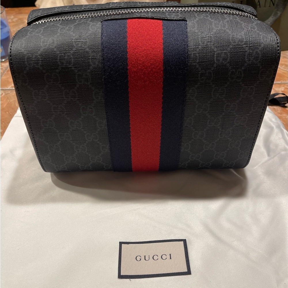 Gucci toiletry / cosmetic bag